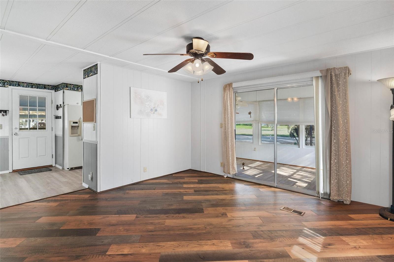 OAK GROVE MOBILE HOME - Residential