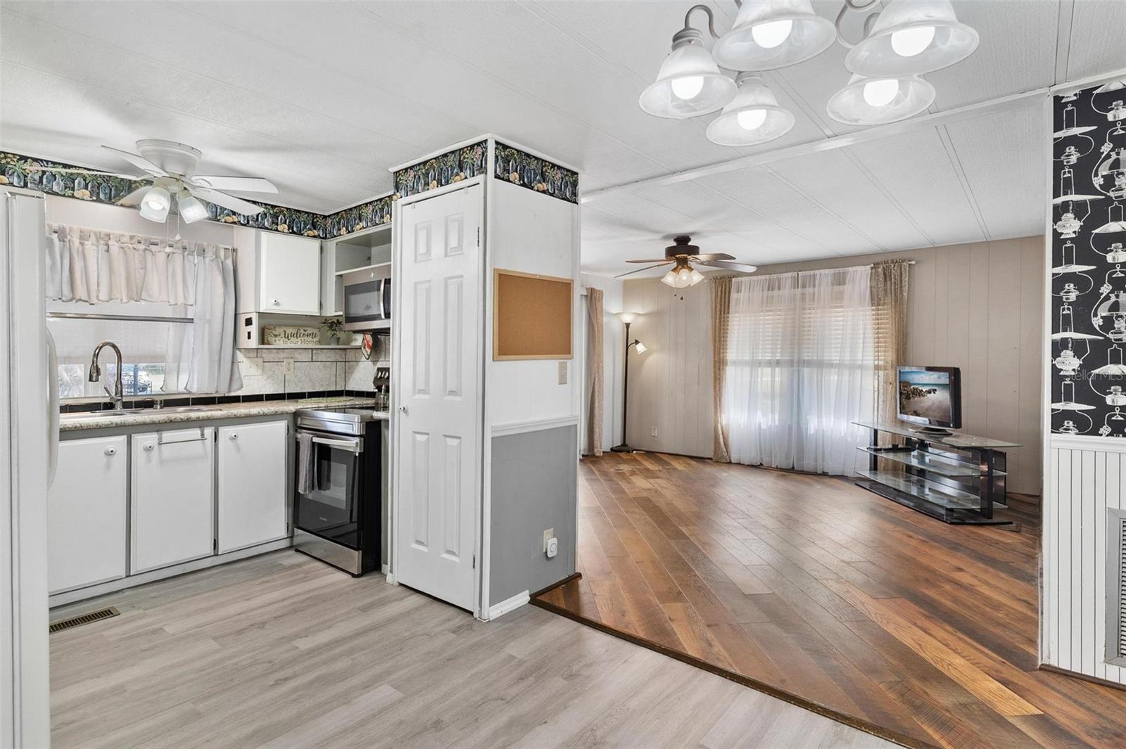 OAK GROVE MOBILE HOME - Residential