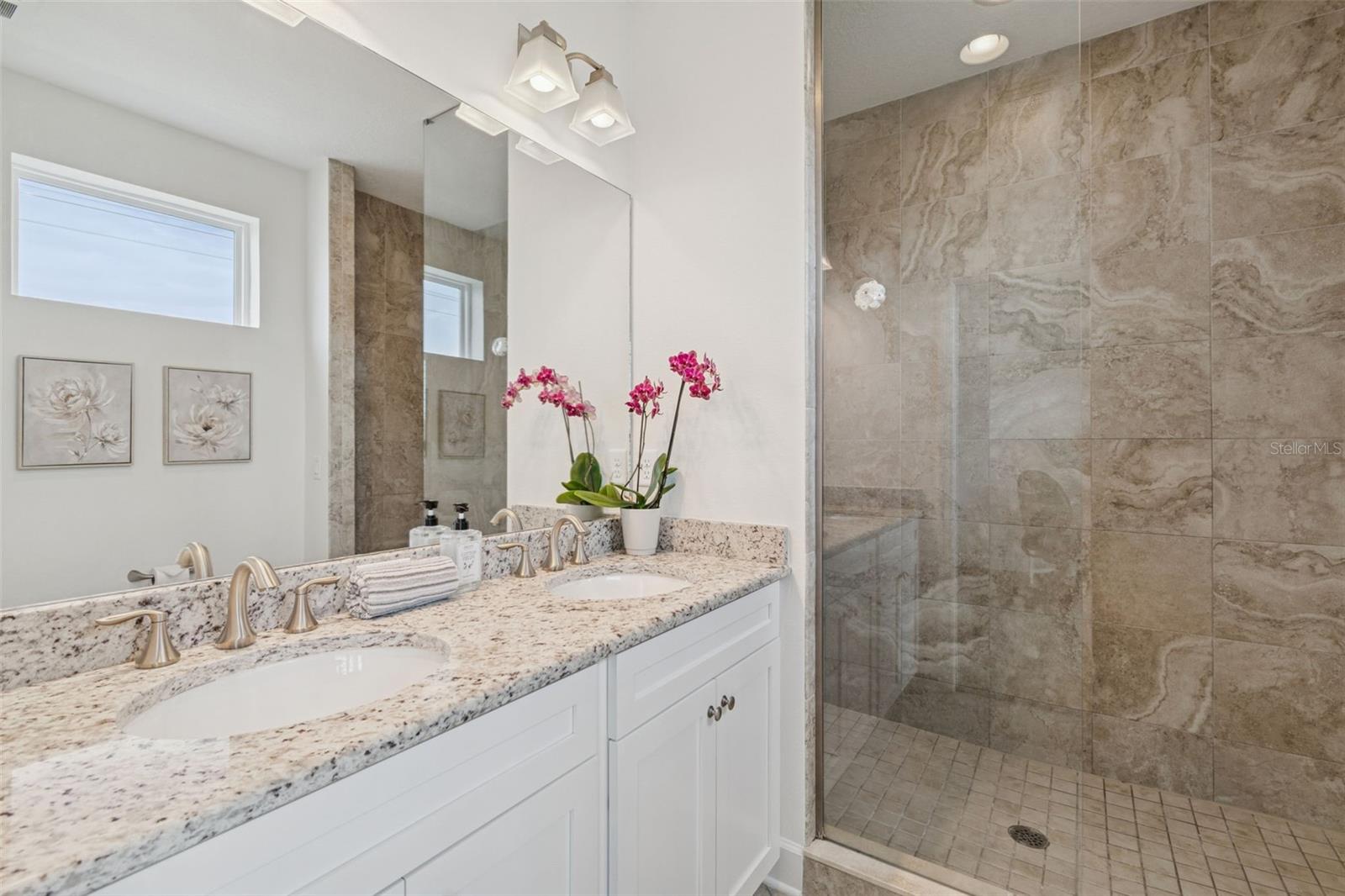 HORATIO SOUTH TWNHMS - Residential