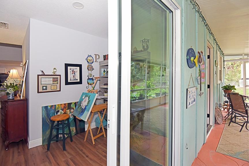 COUNTRY CLUB CHALETS - Residential