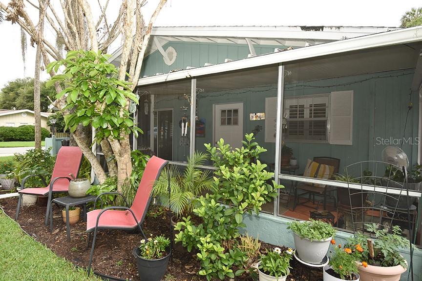 COUNTRY CLUB CHALETS - Residential