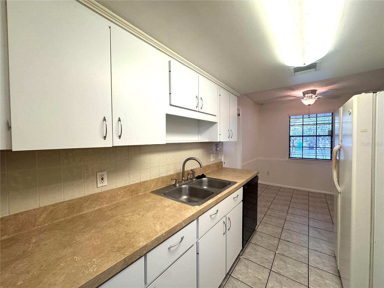 CARMEL OAKS CONDO PH 03 - Residential Lease