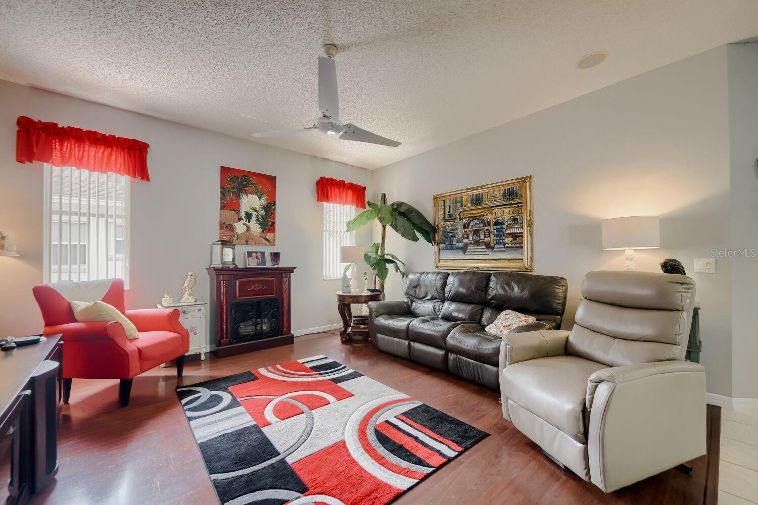 DAHLIA RESERVE AT CRESCENT LAKES - Residential