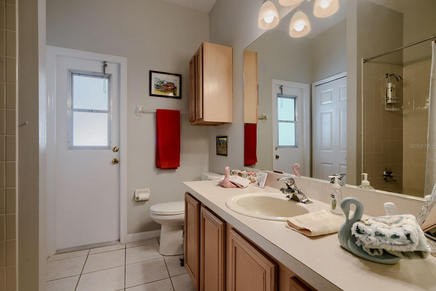 DAHLIA RESERVE AT CRESCENT LAKES - Residential