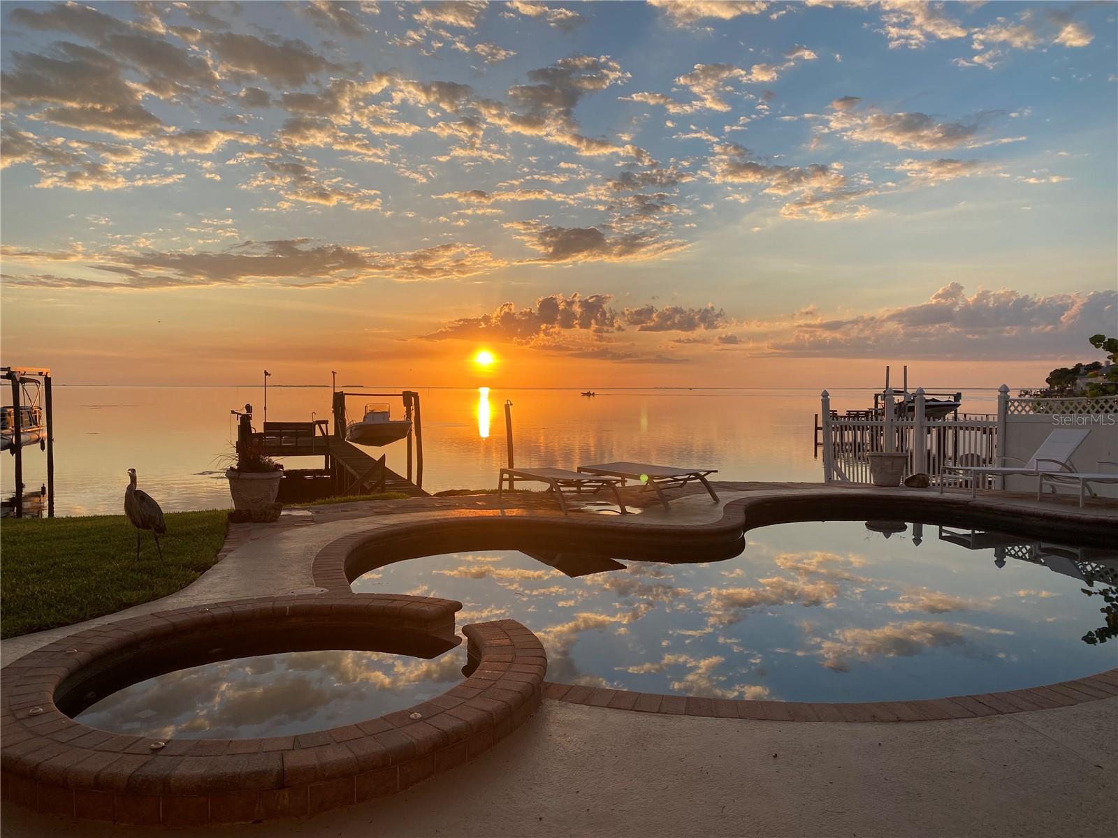 SEASIDE POINT - Residential