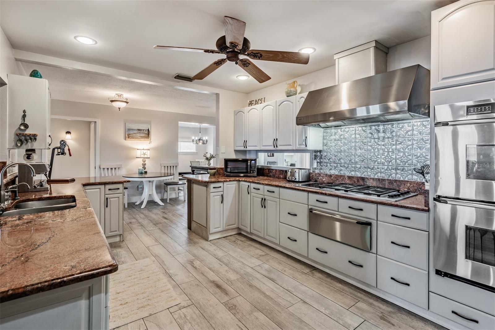 SEASIDE POINT - Residential