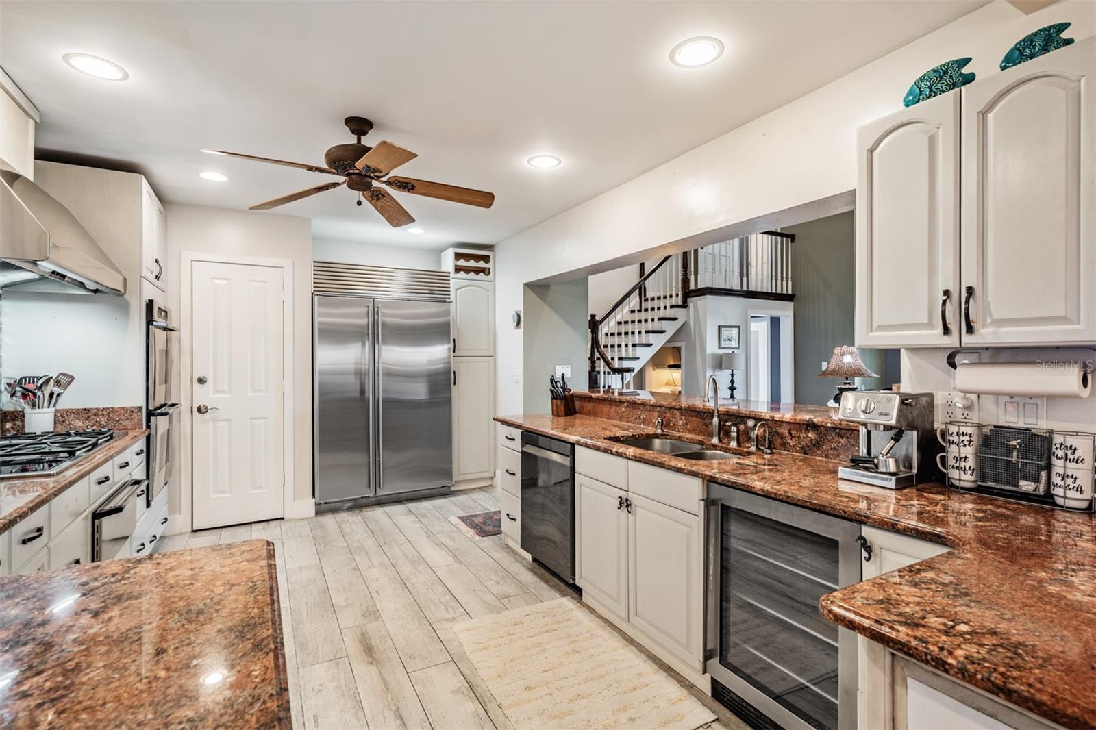 SEASIDE POINT - Residential