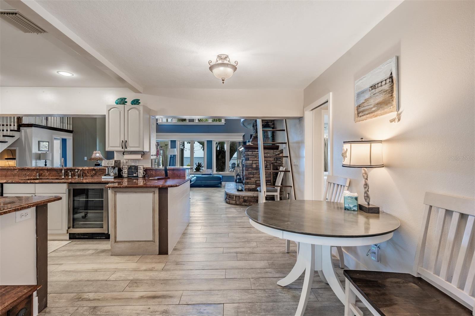 SEASIDE POINT - Residential