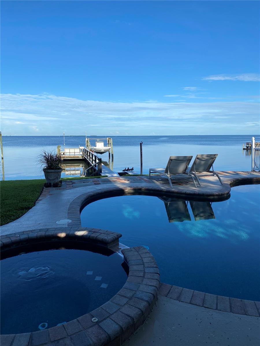 SEASIDE POINT - Residential