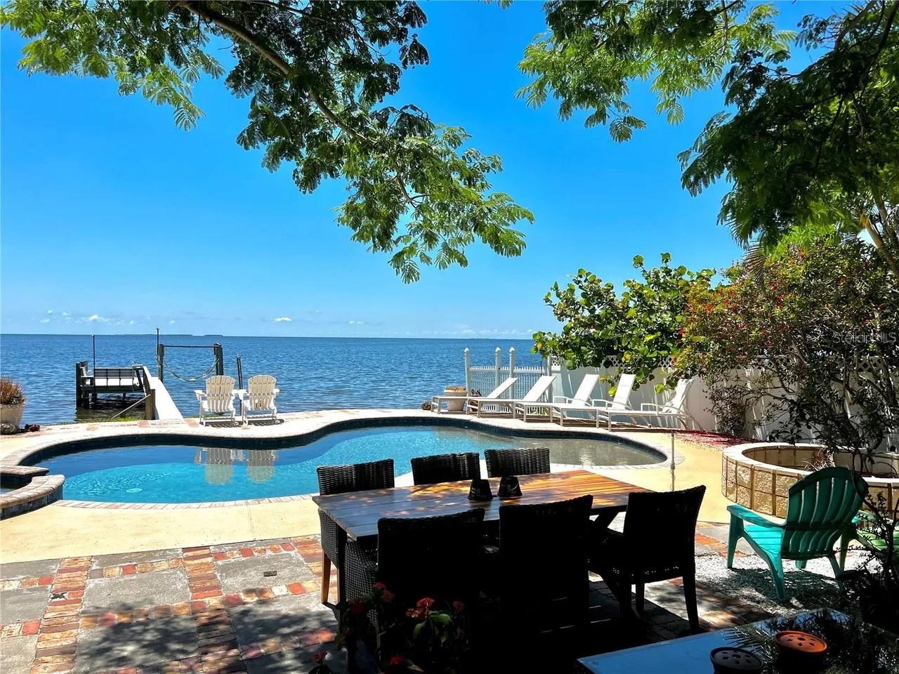 SEASIDE POINT - Residential