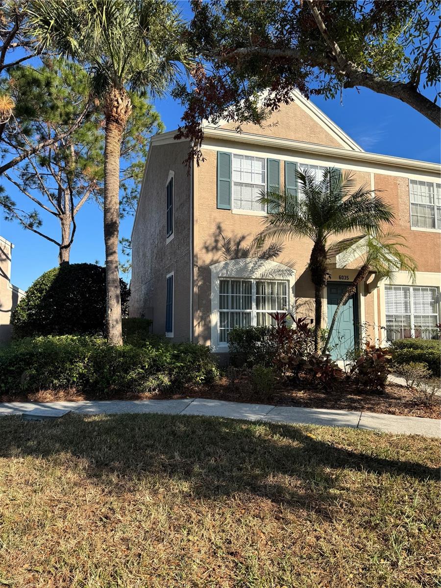 BEAUTIFUL TOWNHOME IN GATED BAYSIDE KEY, COMMUNITY, CORNER UNIT NICE PORCH WITH VIEW OF A POND GREAT ROOM FLOOR PLAN DINING ROOM, NICE OPEN KITCHEN WITH GLASS SLIDING DOORS TO THE SCREENED PATIO OVERLOOKING THE POND, LAUNDRY CLOSET, HALF A BATH DONWSTAIRS TWO BEDROOMS AND TWO FULL BATHS UPSTAIRS, BEAUTIFUL VINYL FLOORING THROUGHT,
THIS COMPLEX OFFERS COMMUNITY POOL, TENNIS COURTS, GATE
GREAT COMMUNITY, EASY TO COMMUTE TO MAIN ROADS AND HIGHWAYS CLOSE DISTANCE TO ALL TYPES OF SHOPPING AND TAMPA AIRPORT