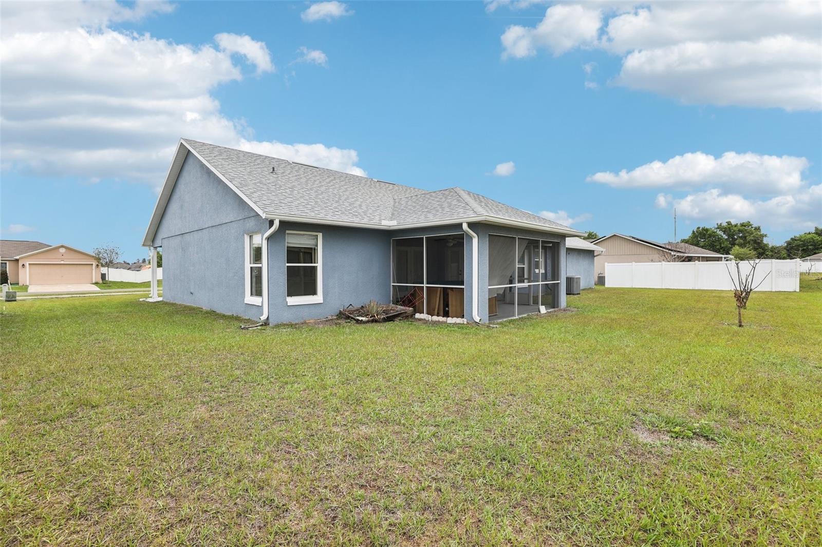 HIDDEN LAKES - Residential