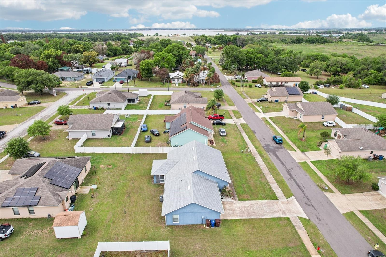 HIDDEN LAKES - Residential