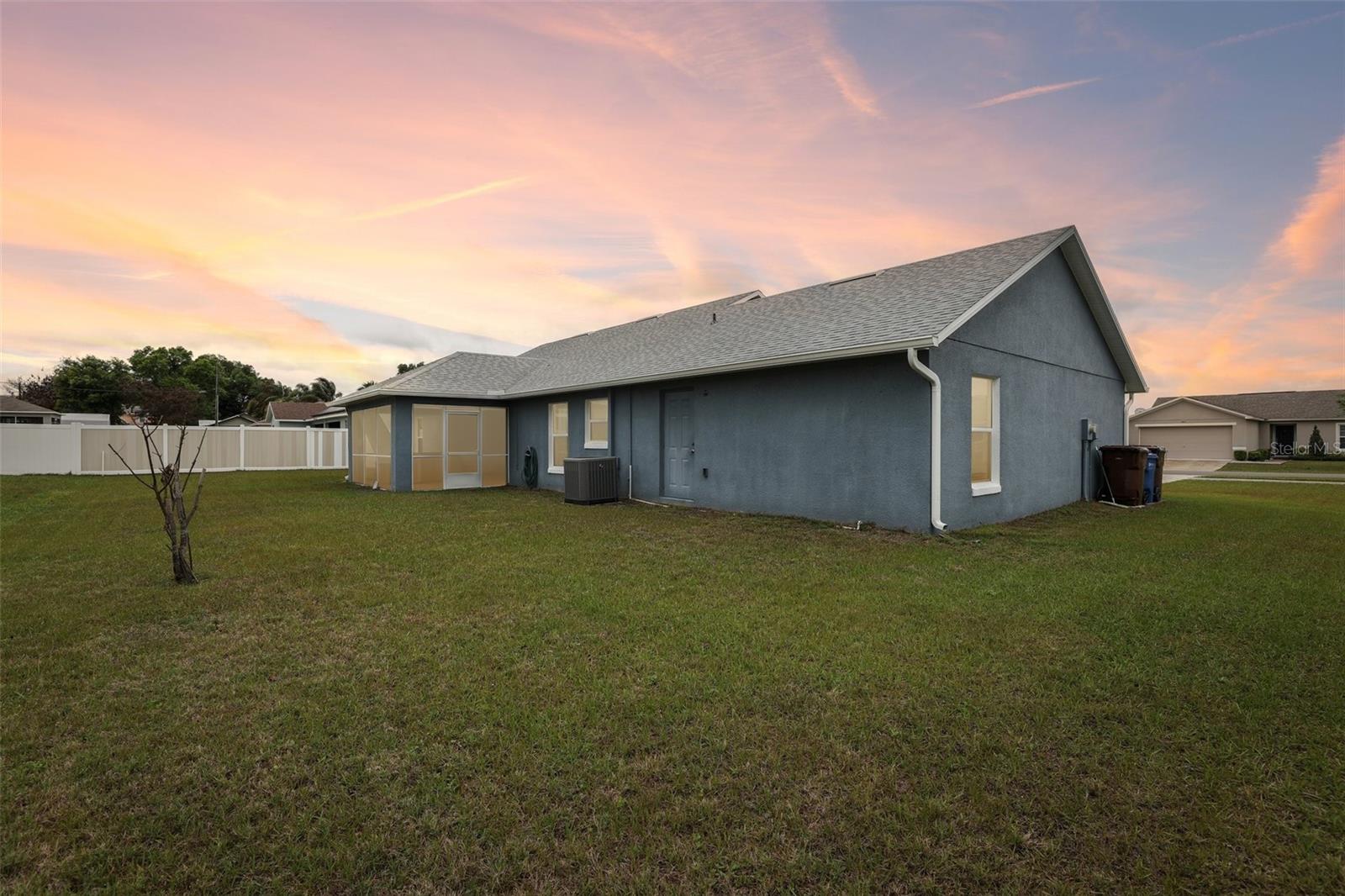 HIDDEN LAKES - Residential