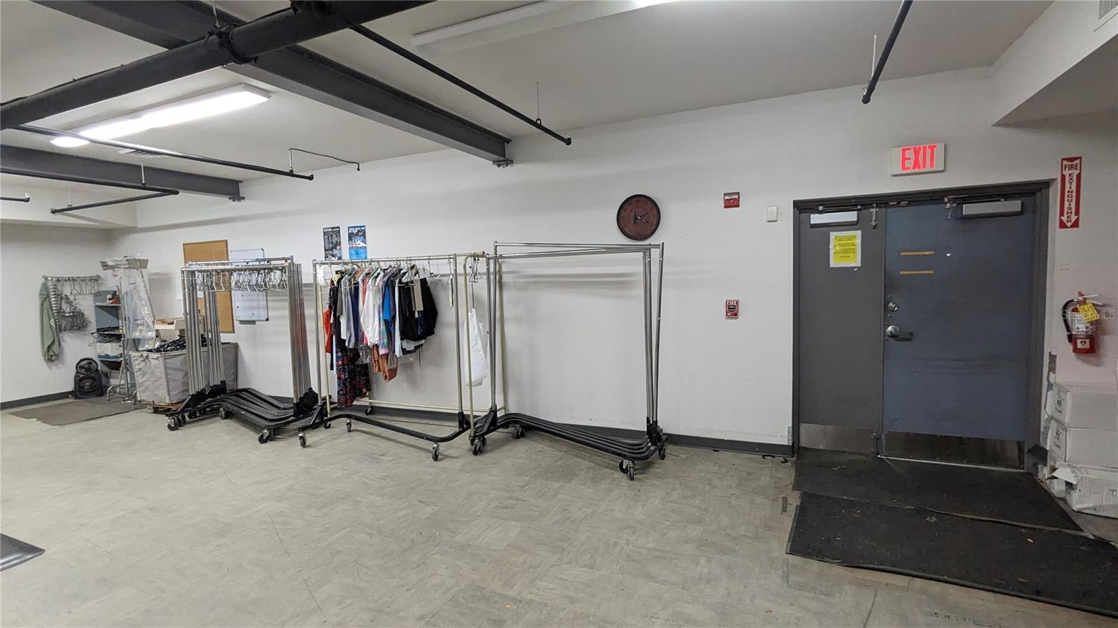 MONTEREY - Commercial Lease