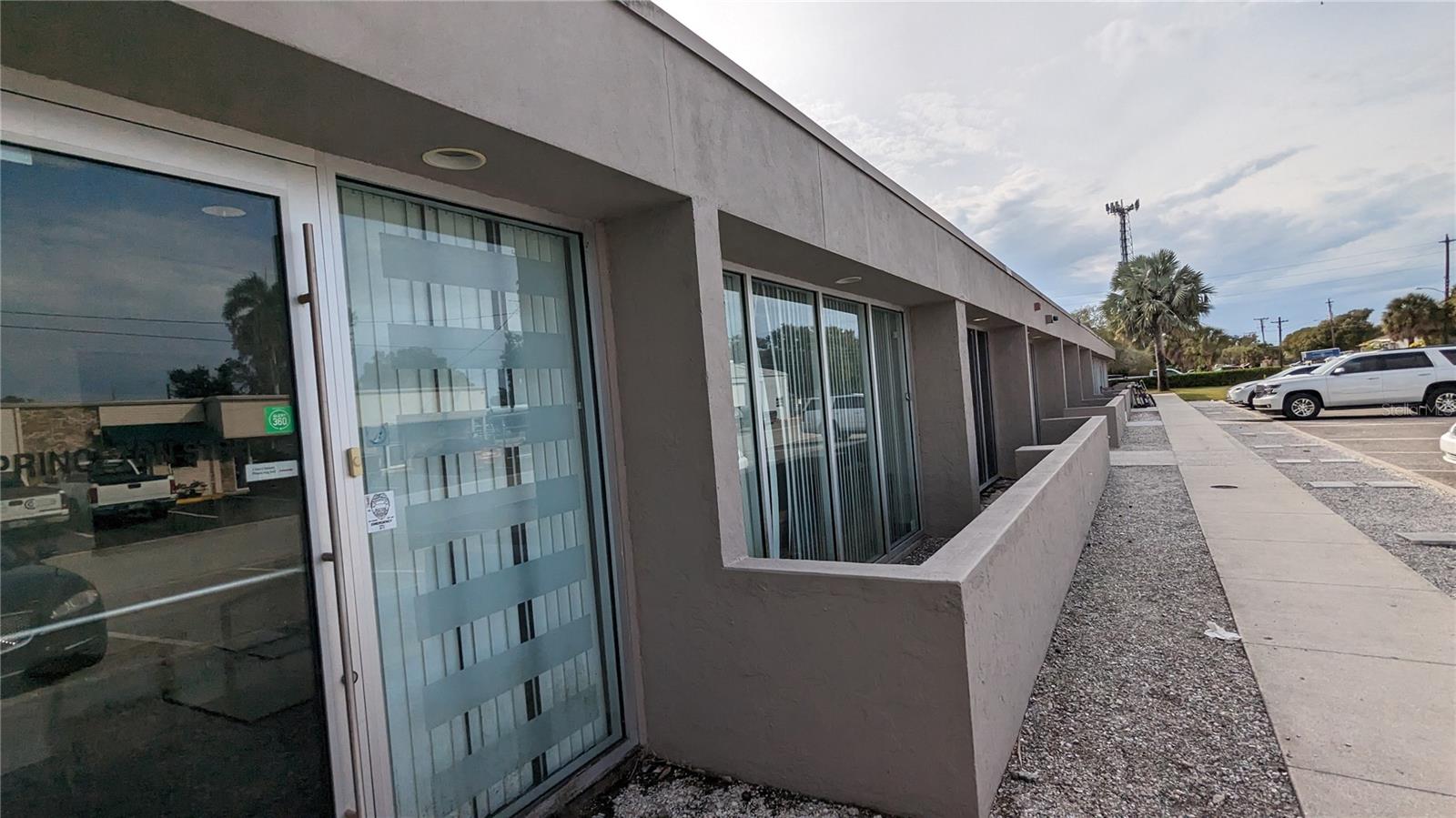 MONTEREY - Commercial Lease