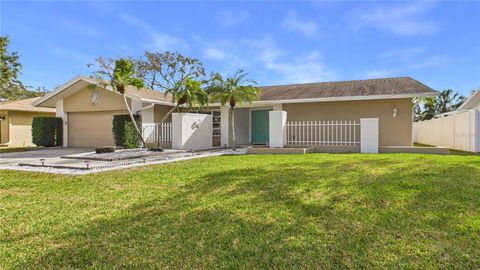 Photo of 1895 Del Robles Terrace, Clearwater, FL 33764 (MLS # TB8477532)