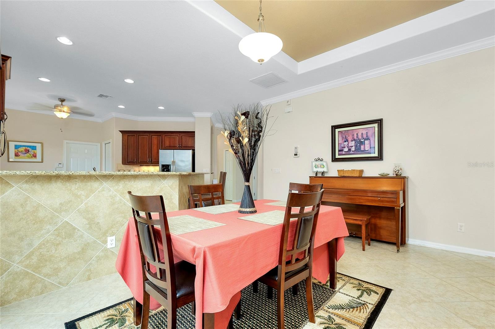 Photo 5 of 69 of 322 MESTRE PLACE house
