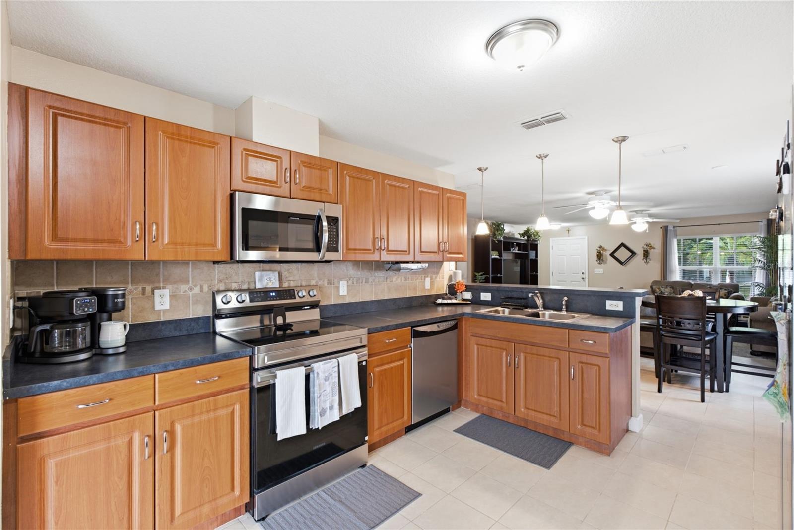 15544 FLORIDA BREEZE LOOP