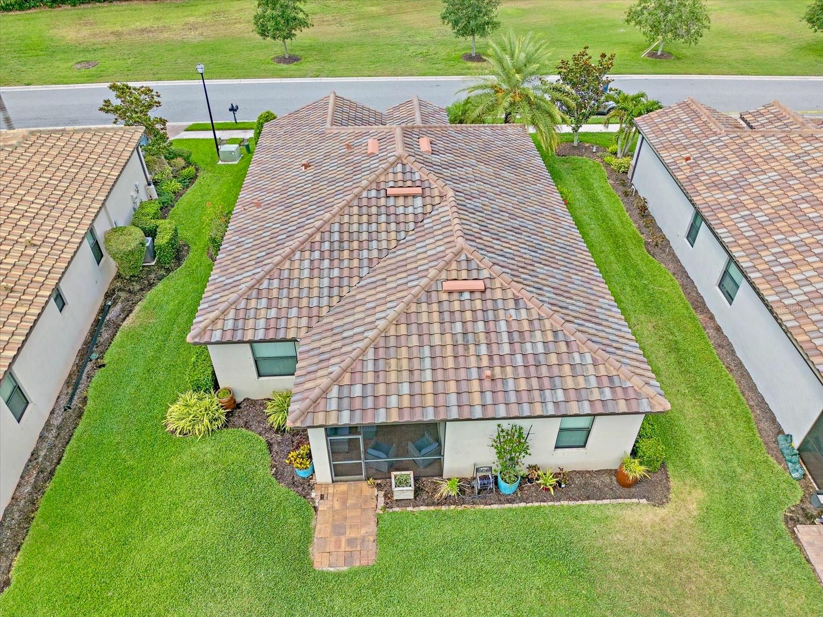 RIVER STRAND - Residential Lease