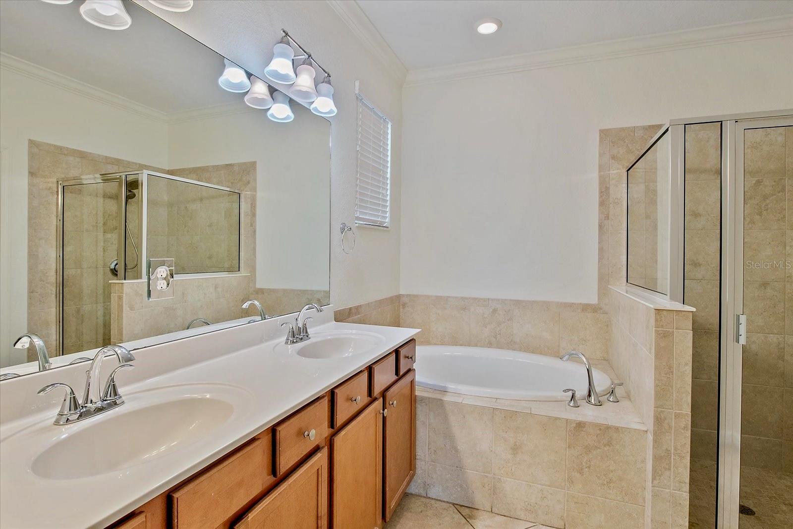 RIVER STRAND - Residential Lease