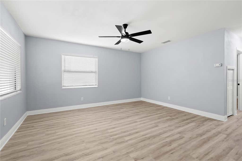 Photo of 3921 W Gray Street, Tampa, FL 33609 (MLS # TB8543305)