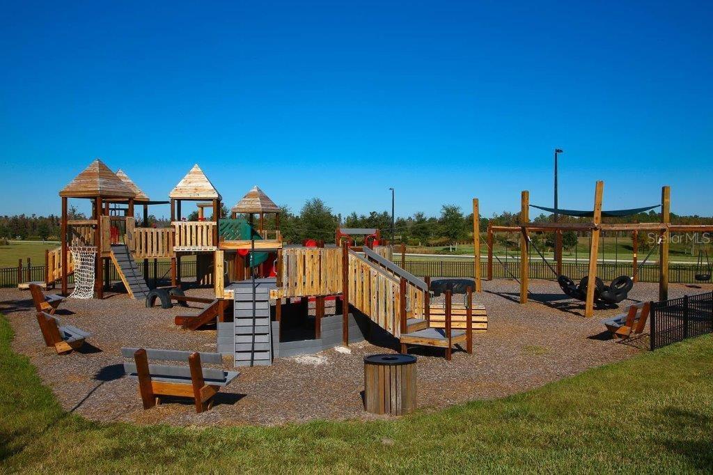 CONNERTON - Residential