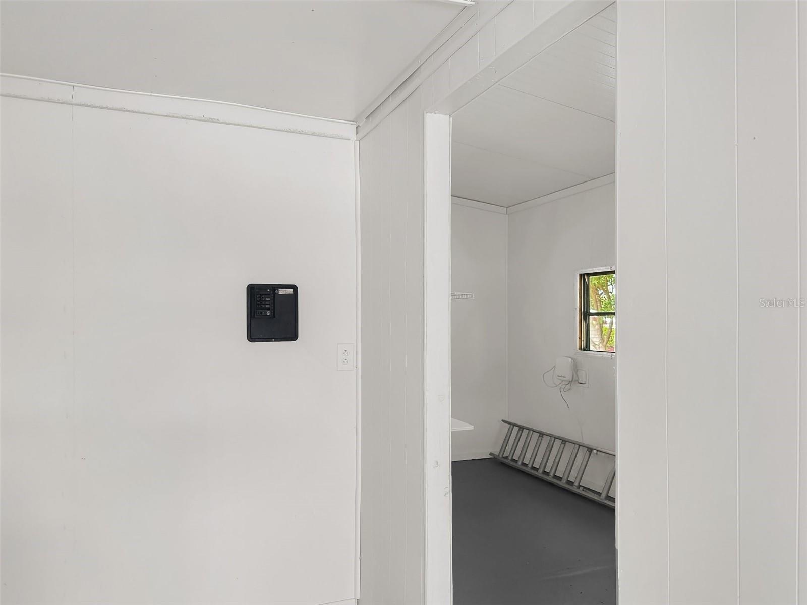 ZELLWOOD STATION / BANBURY VILLAGE CONDO - Residential