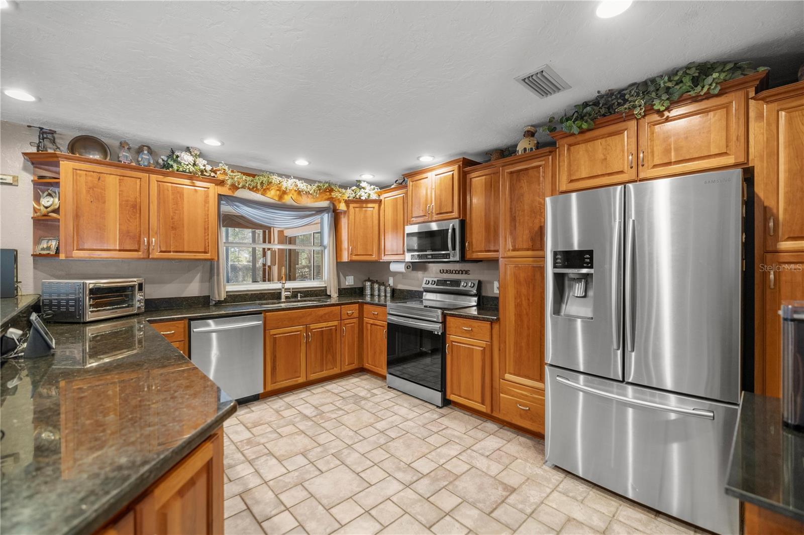 MEADOW WOOD FARMS - Residential