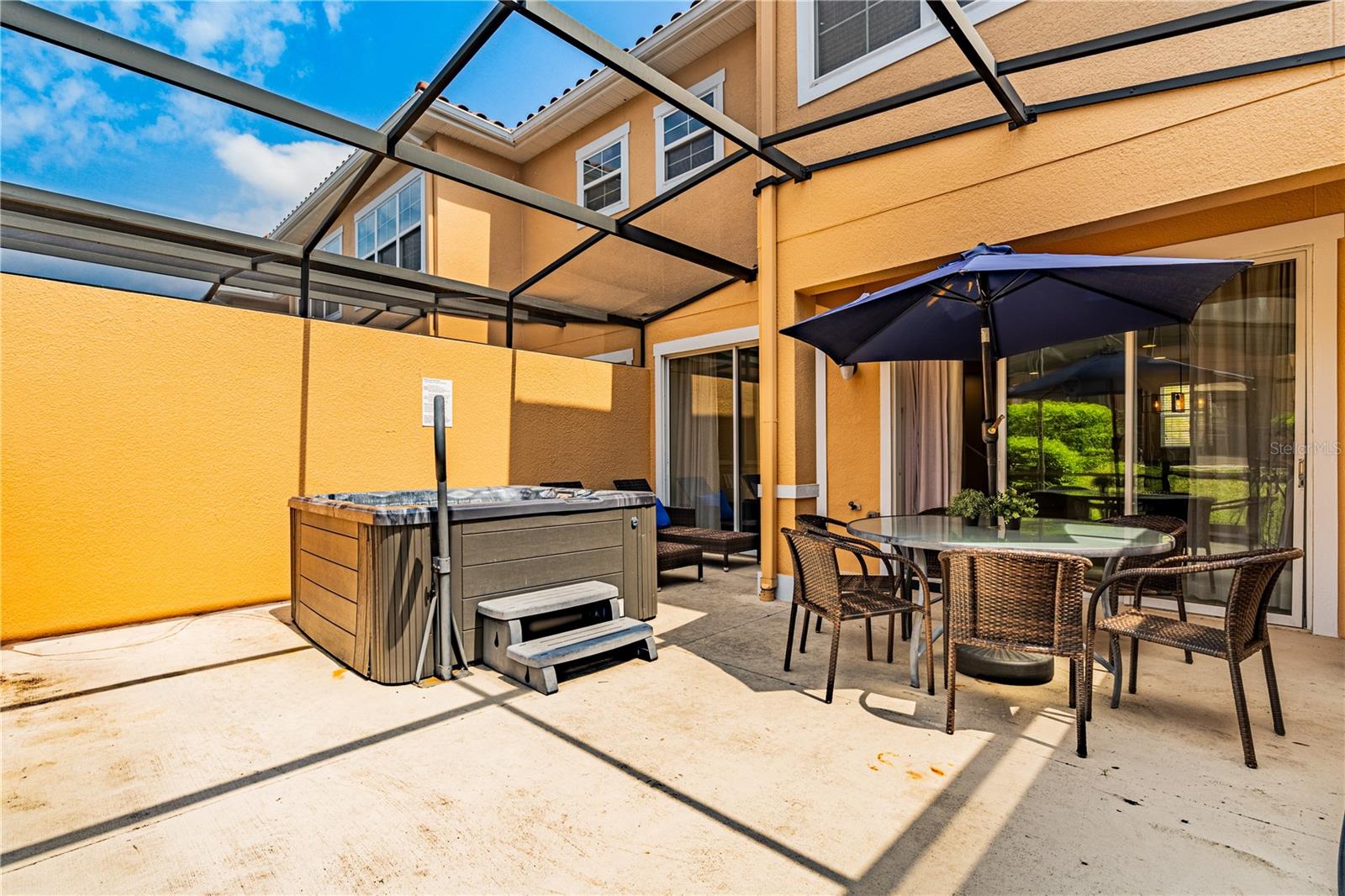 REGAL OAKS AT OLD TOWN - Residential