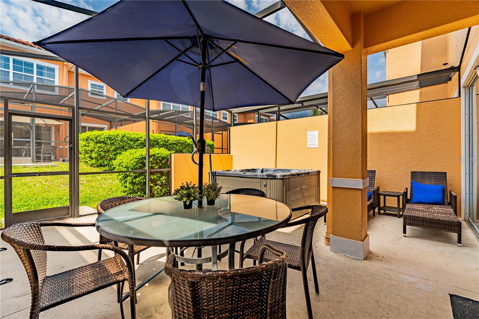 REGAL OAKS AT OLD TOWN - Residential