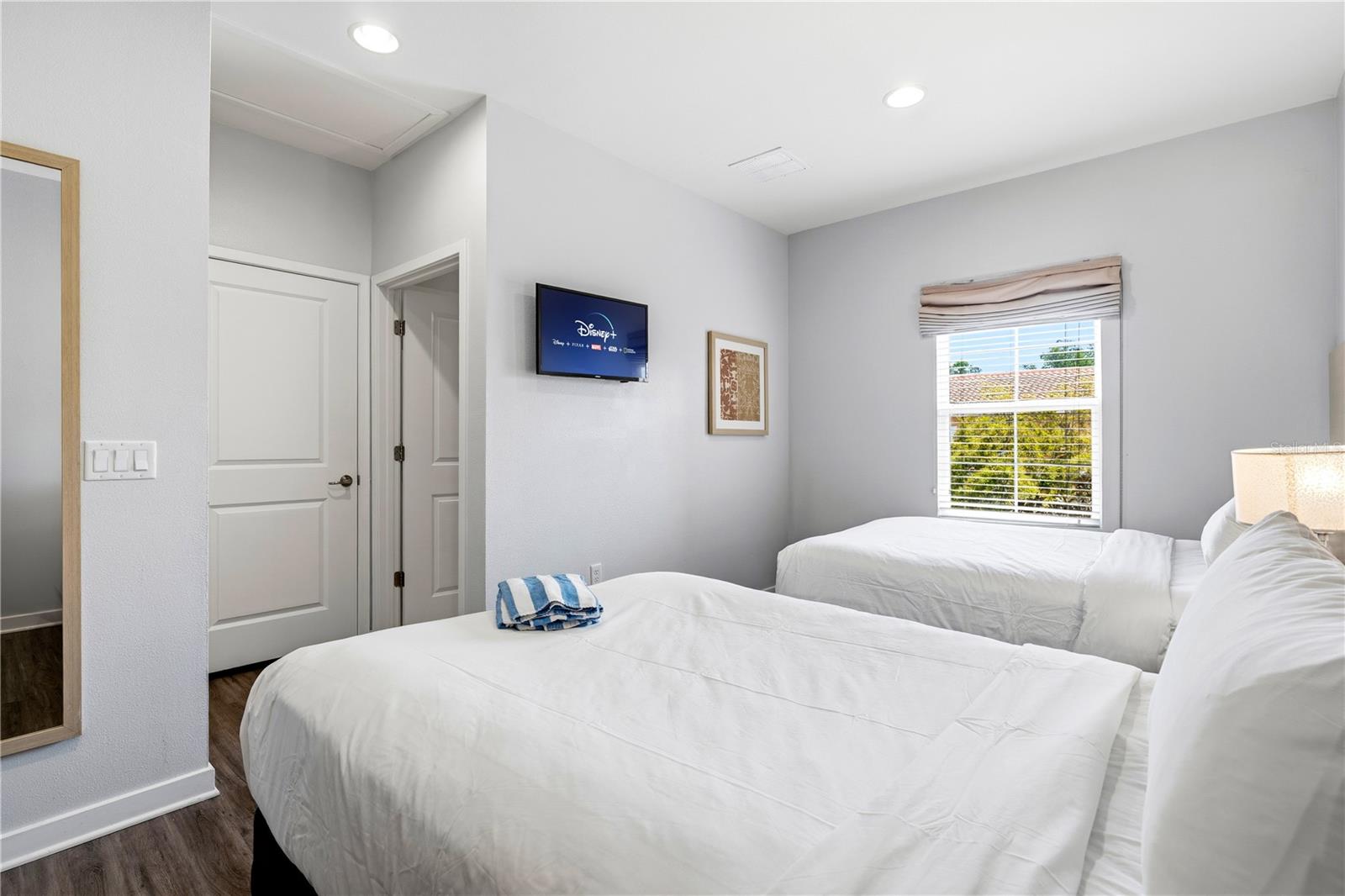 REGAL OAKS AT OLD TOWN - Residential