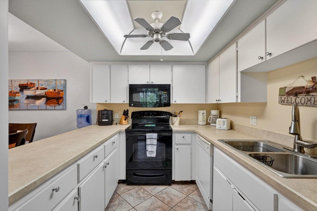 BAHAMIAN CLUB UNITS 01-03 INC - Residential