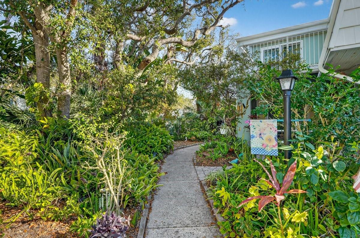 BAHAMIAN CLUB UNITS 01-03 INC - Residential