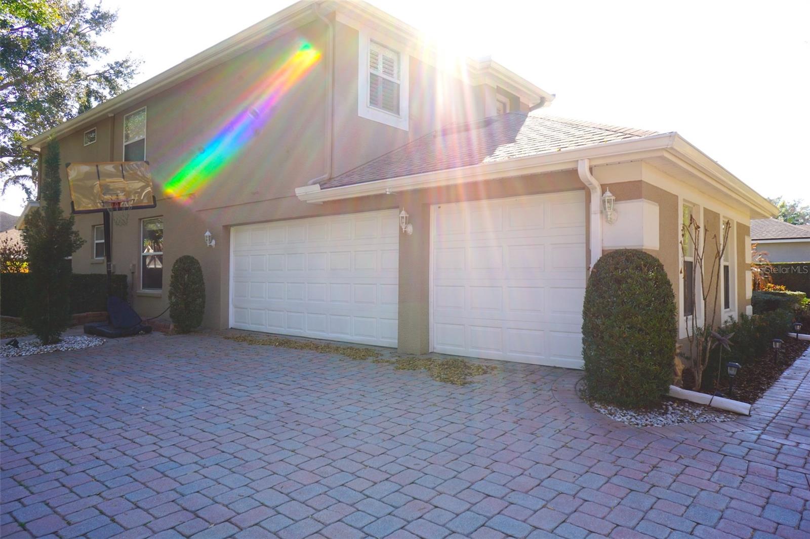 Casas a venda 2 - Jen Dantas 7904 WESTMINSTER ABBEY BOULEVARD