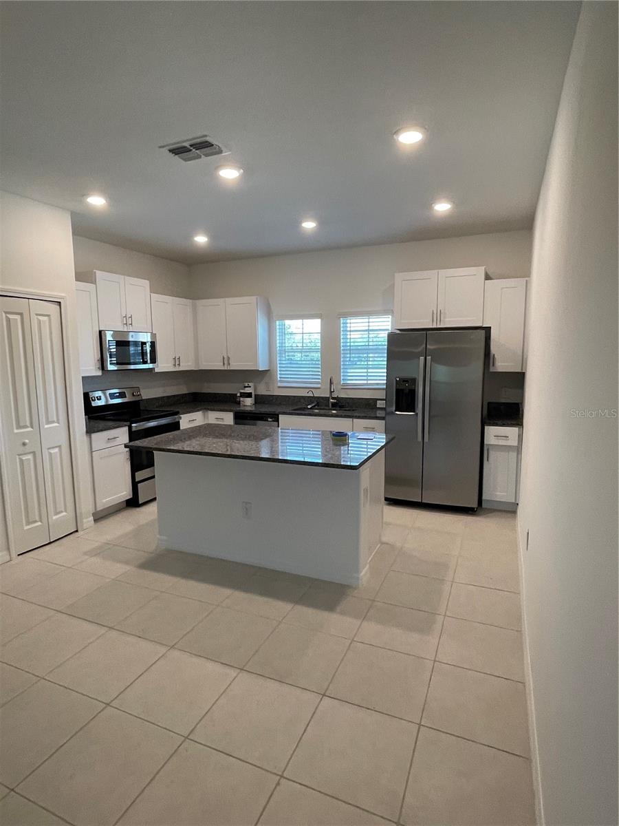 PALM RIVER TWNHMS PH 2 - Residential