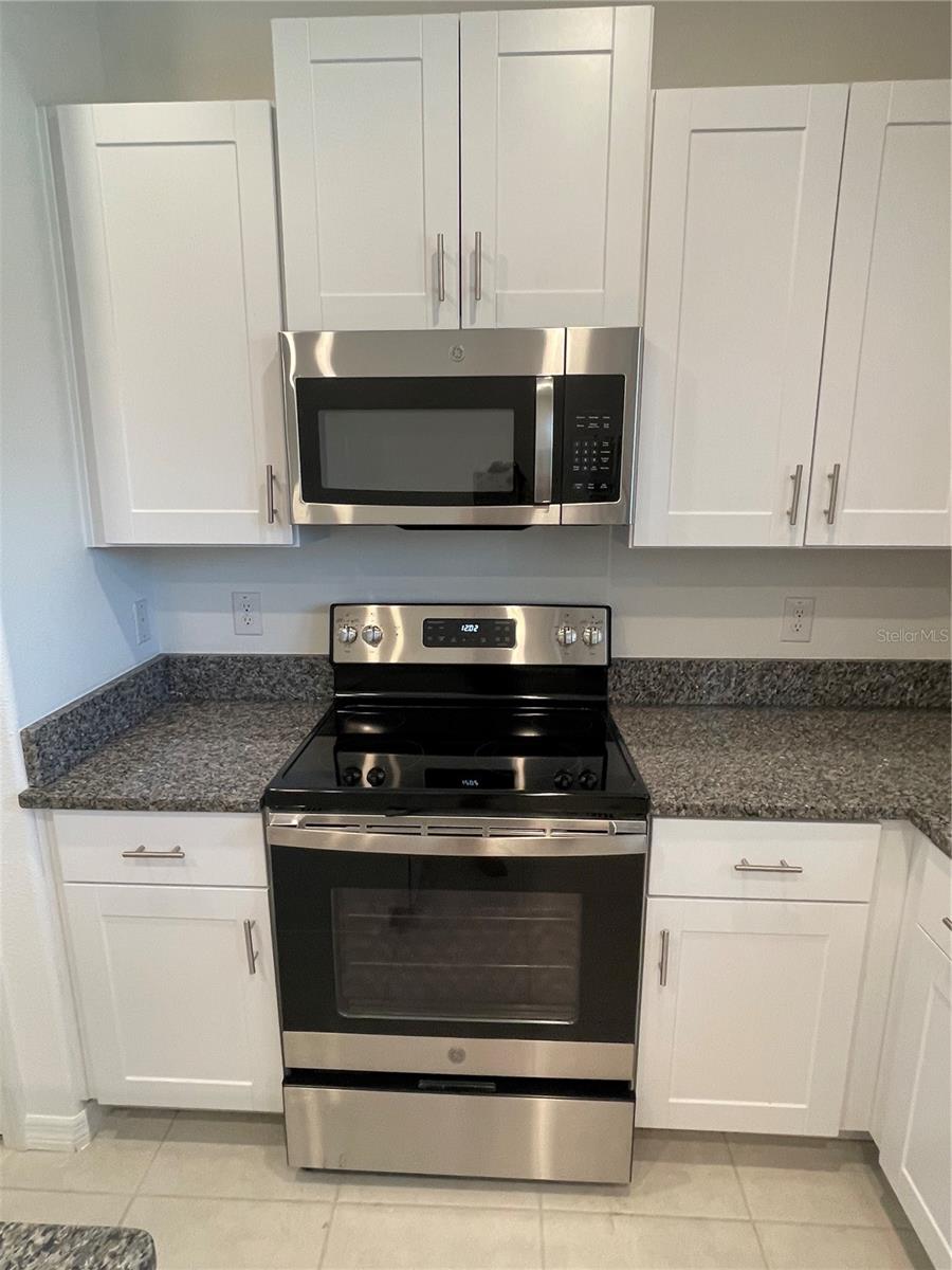 PALM RIVER TWNHMS PH 2 - Residential