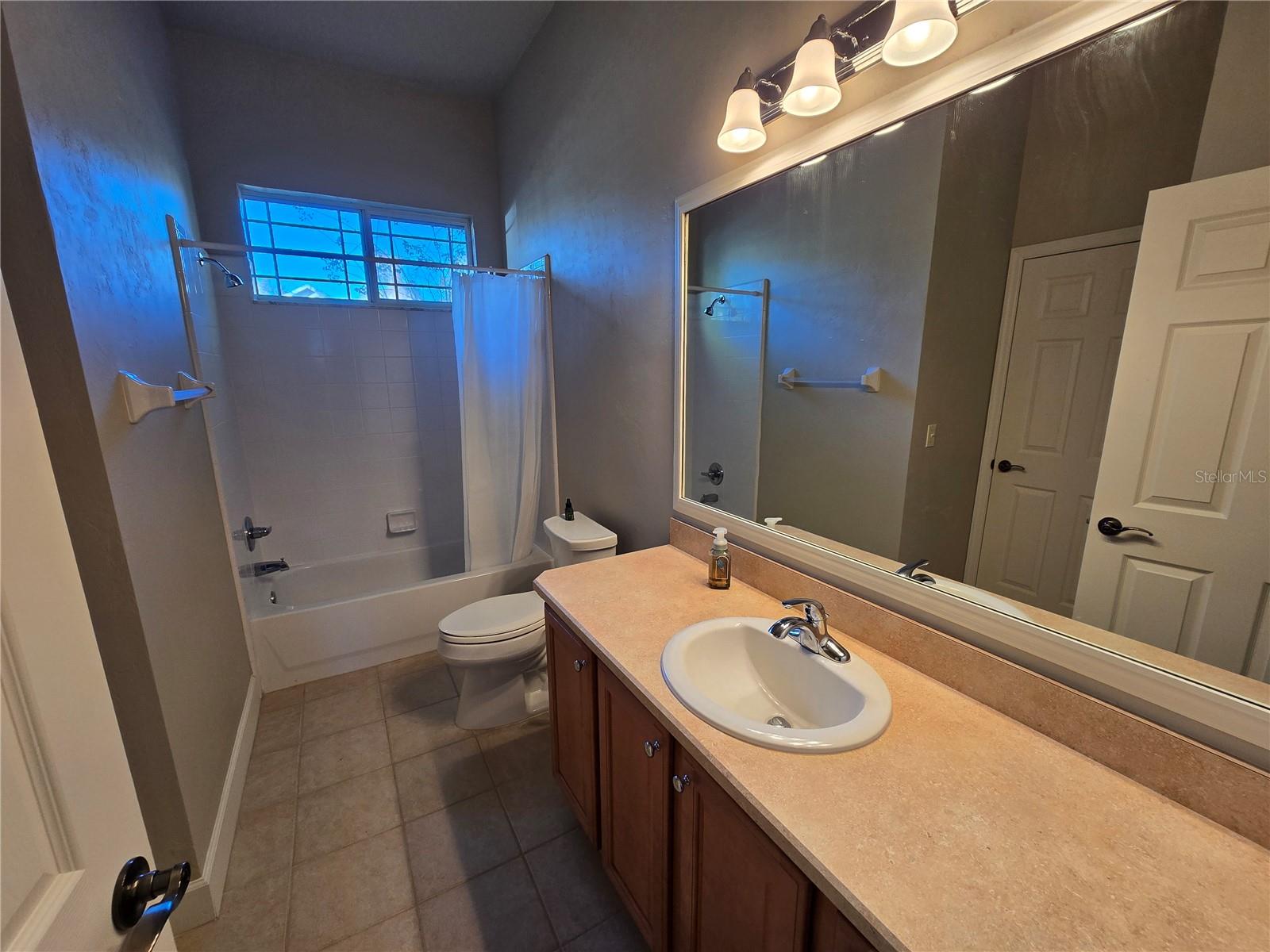 LONGLEAF UNIT 1 PH 2 - Residential Lease