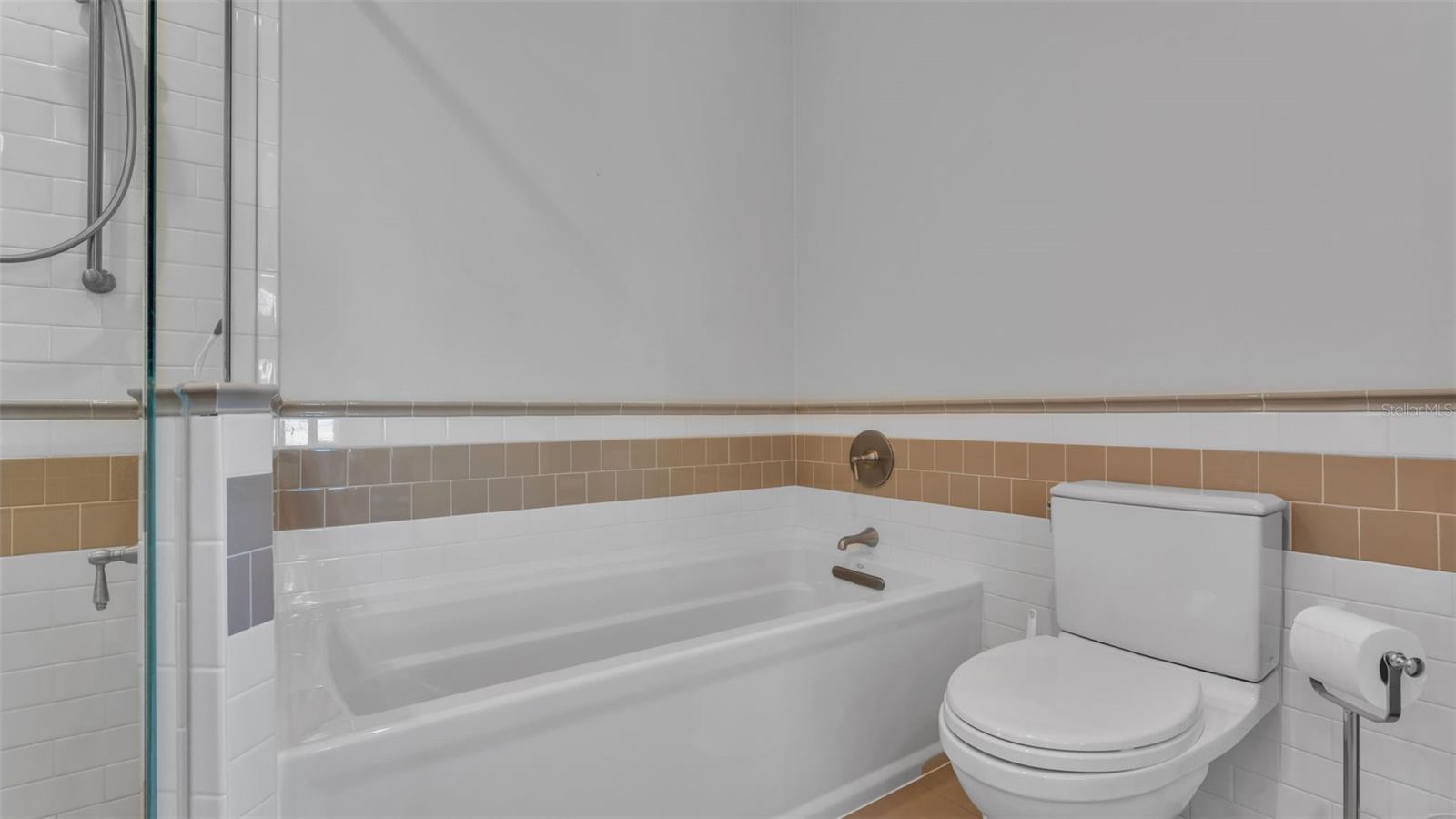 CARLOUEL - Residential