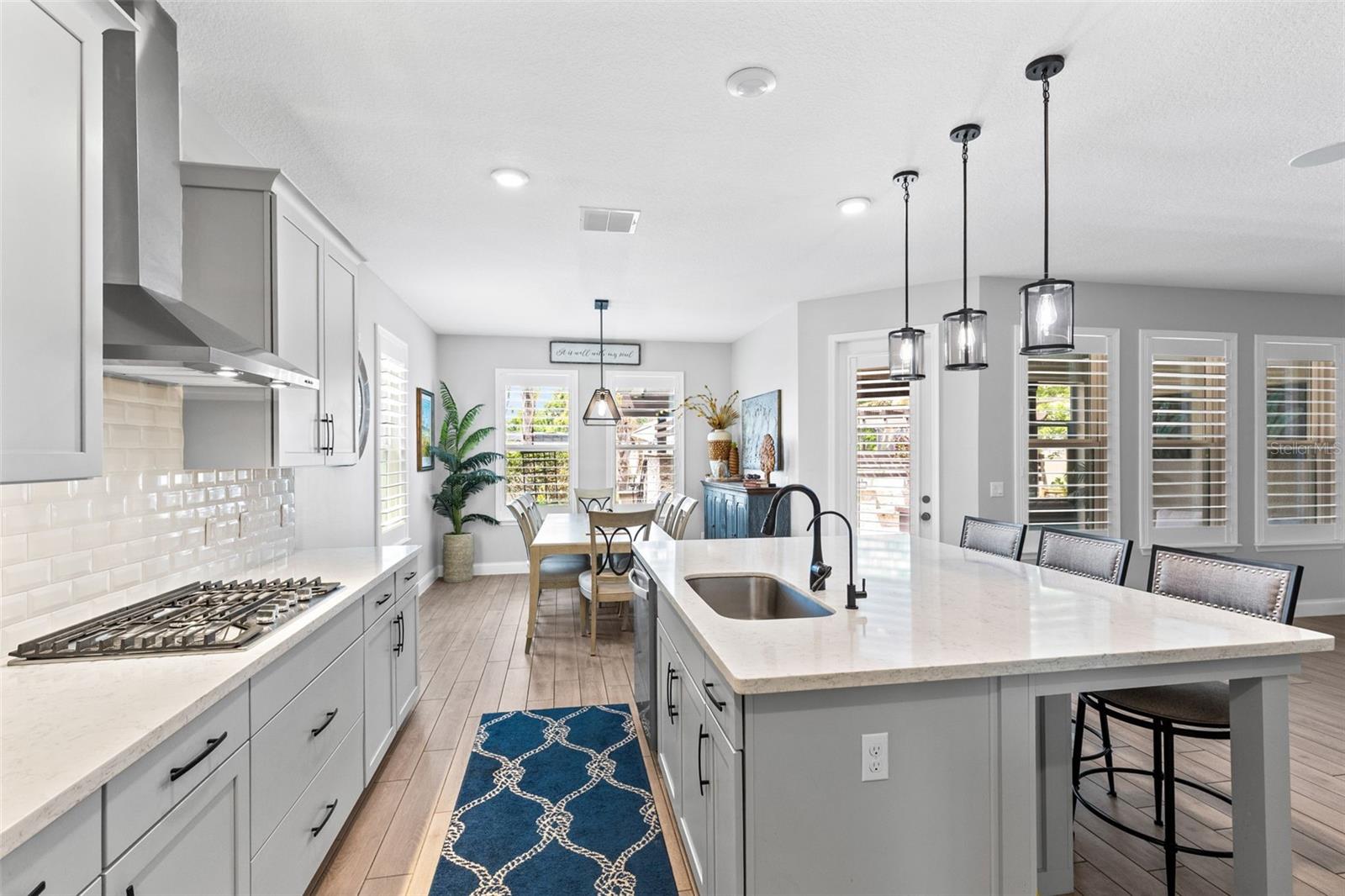 LAKESHORE/WEKIVA - Residential