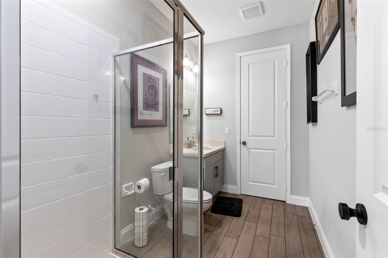 LAKESHORE/WEKIVA - Residential