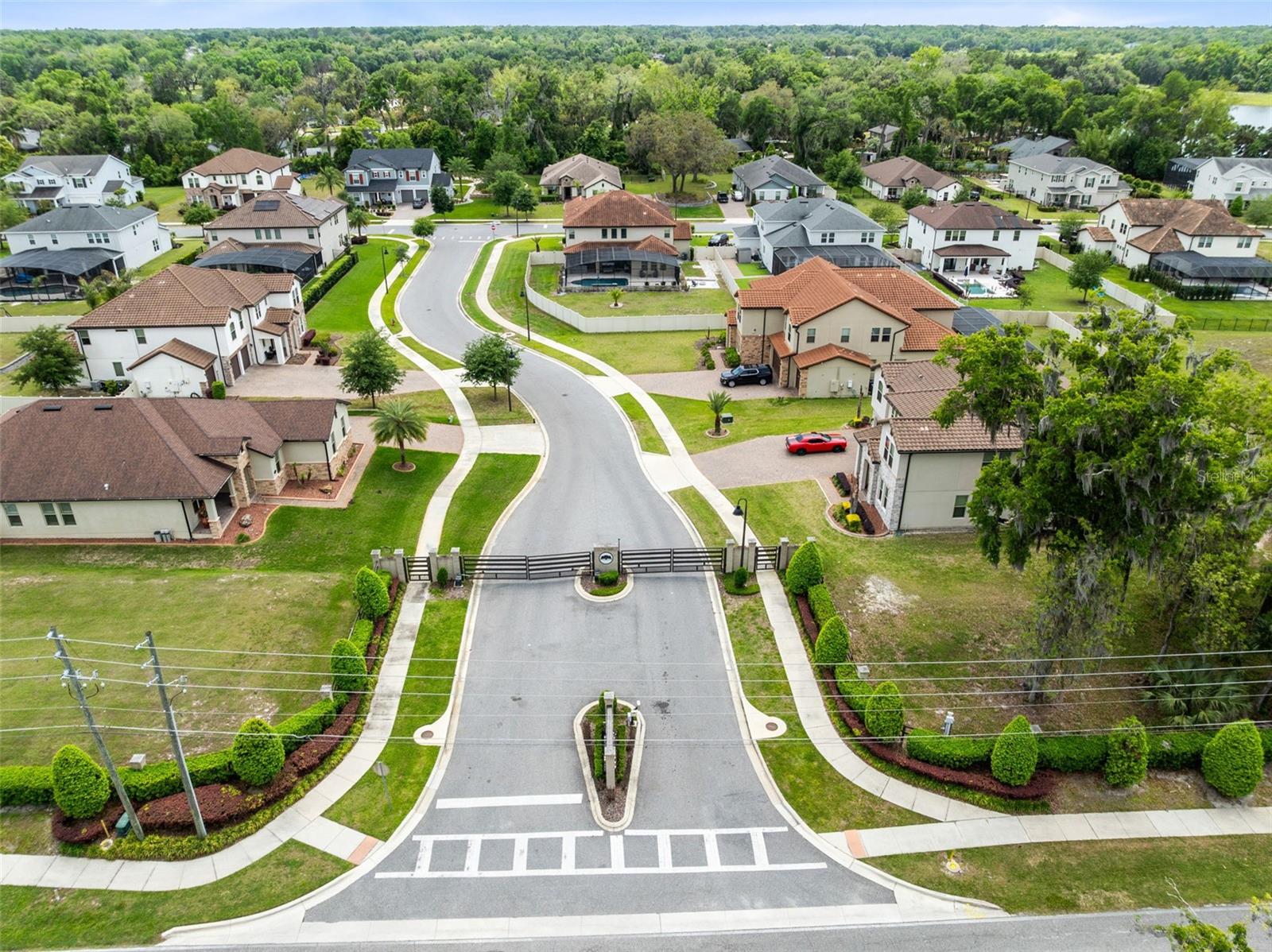 LAKESHORE/WEKIVA - Residential