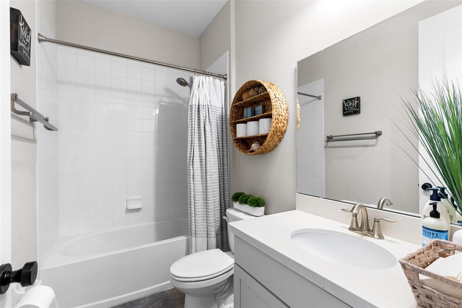 LAKESHORE/WEKIVA - Residential