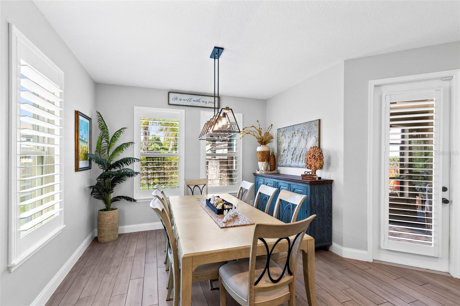 LAKESHORE/WEKIVA - Residential