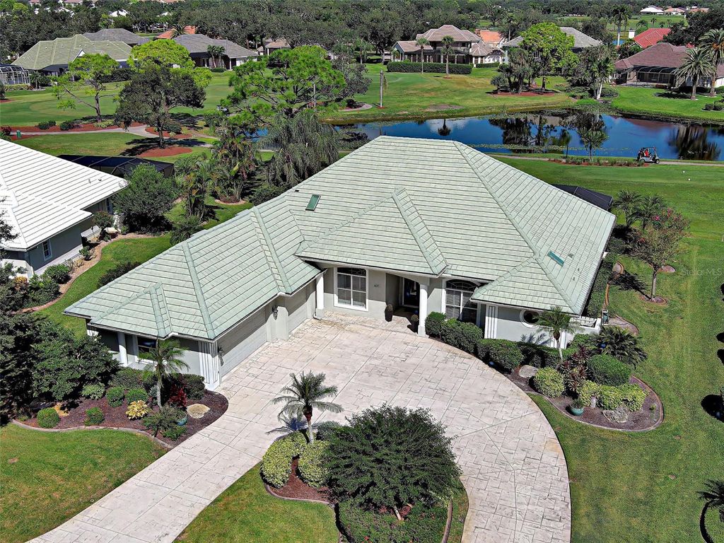 Photo of 431 Tremingham Way, Venice, FL 34293 (MLS # N6140712)
