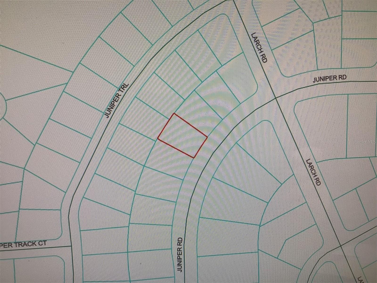GREAT LOCATION JUST OFF SE 58 AVE BETWEEN OCALA & BELLEVIEW.