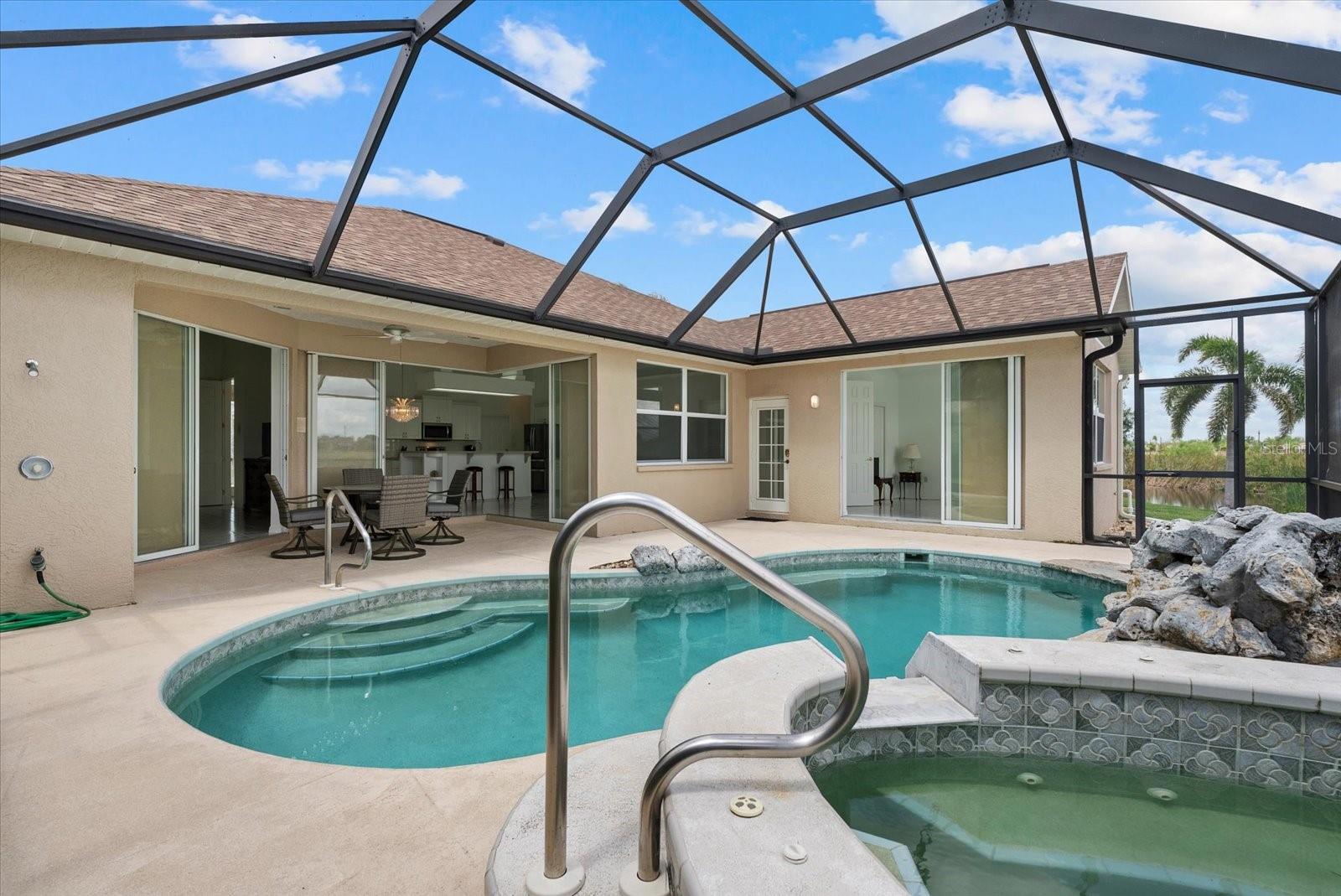 SABAL TRACE - Residential