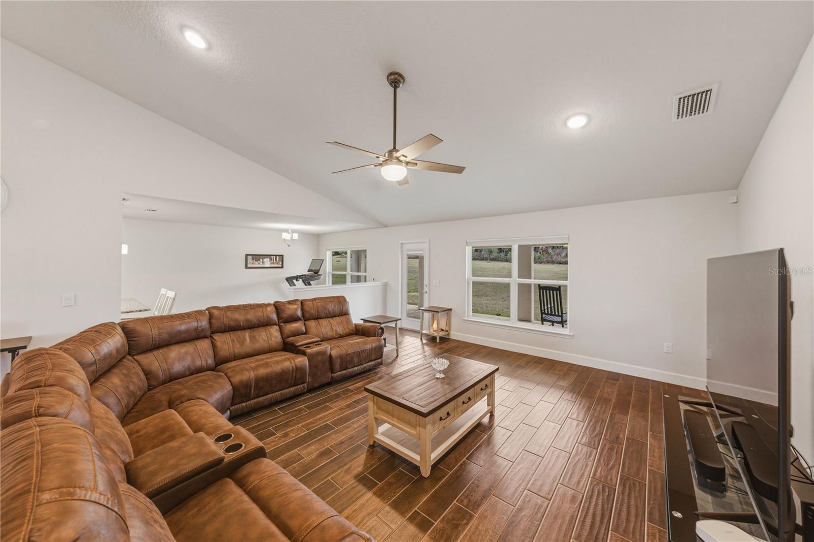 TARA OAKS PLANTATION - Residential