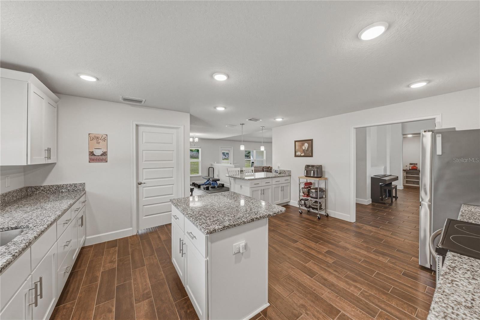 TARA OAKS PLANTATION - Residential