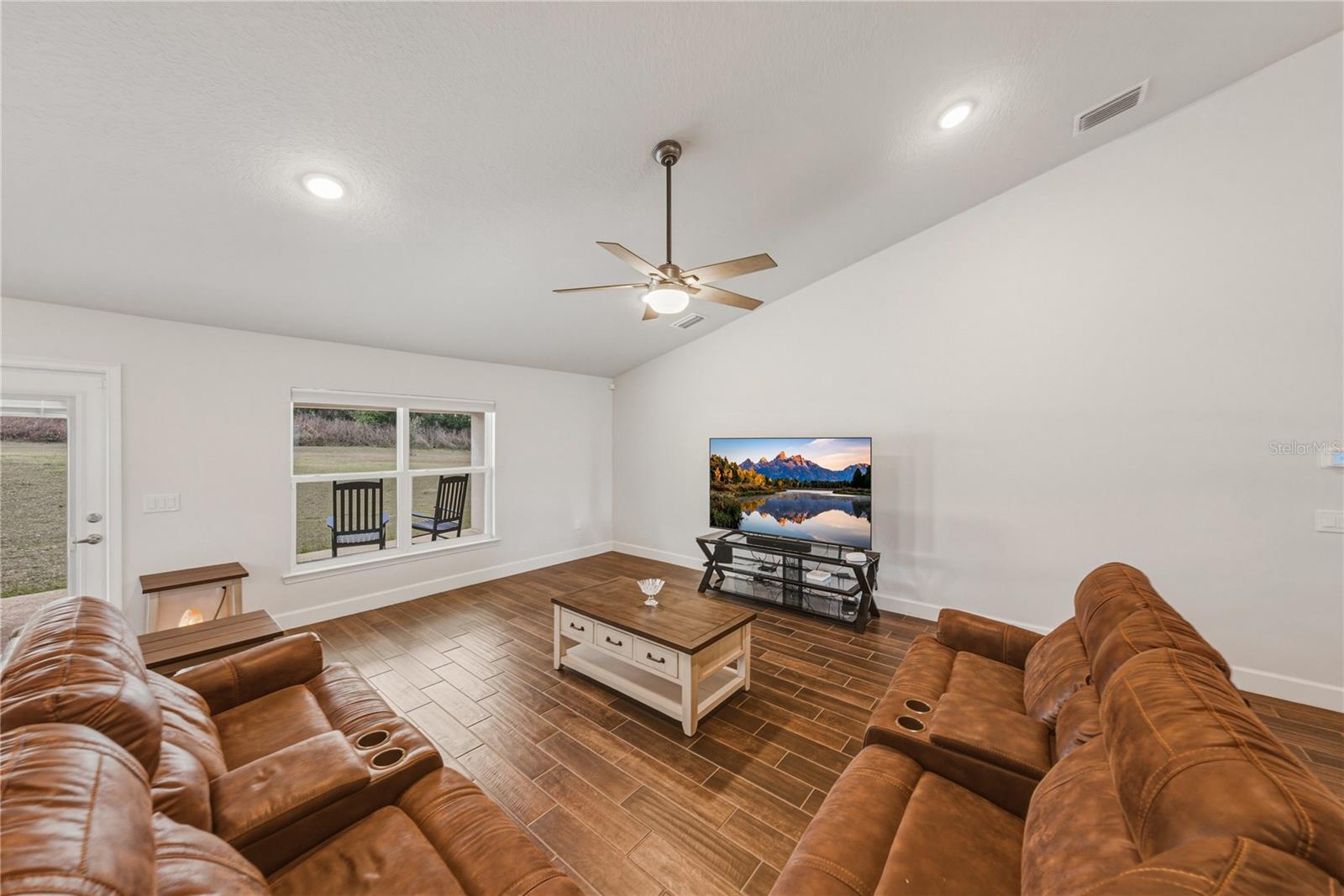 TARA OAKS PLANTATION - Residential